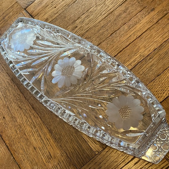 Crystal serving dish - Picture 6 of 12
